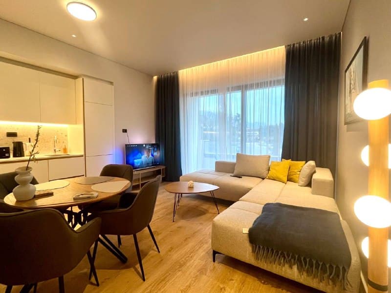 Stilvolle 2-Zimmer-Wohnung in Boca Place, Tivat