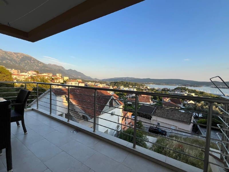 Ein-Zimmer-Wohnung in Tivat, Marici Straße